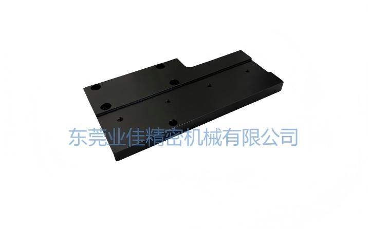 分析CNC鋁件加工過程中產(chǎn)品翹曲問題如何解決？